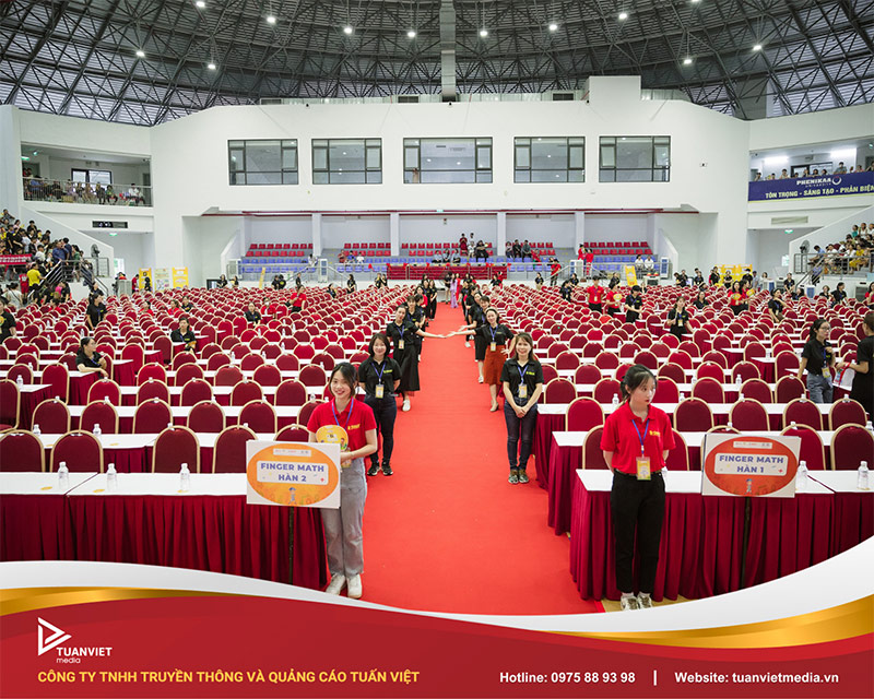 cho thuê ghế inox