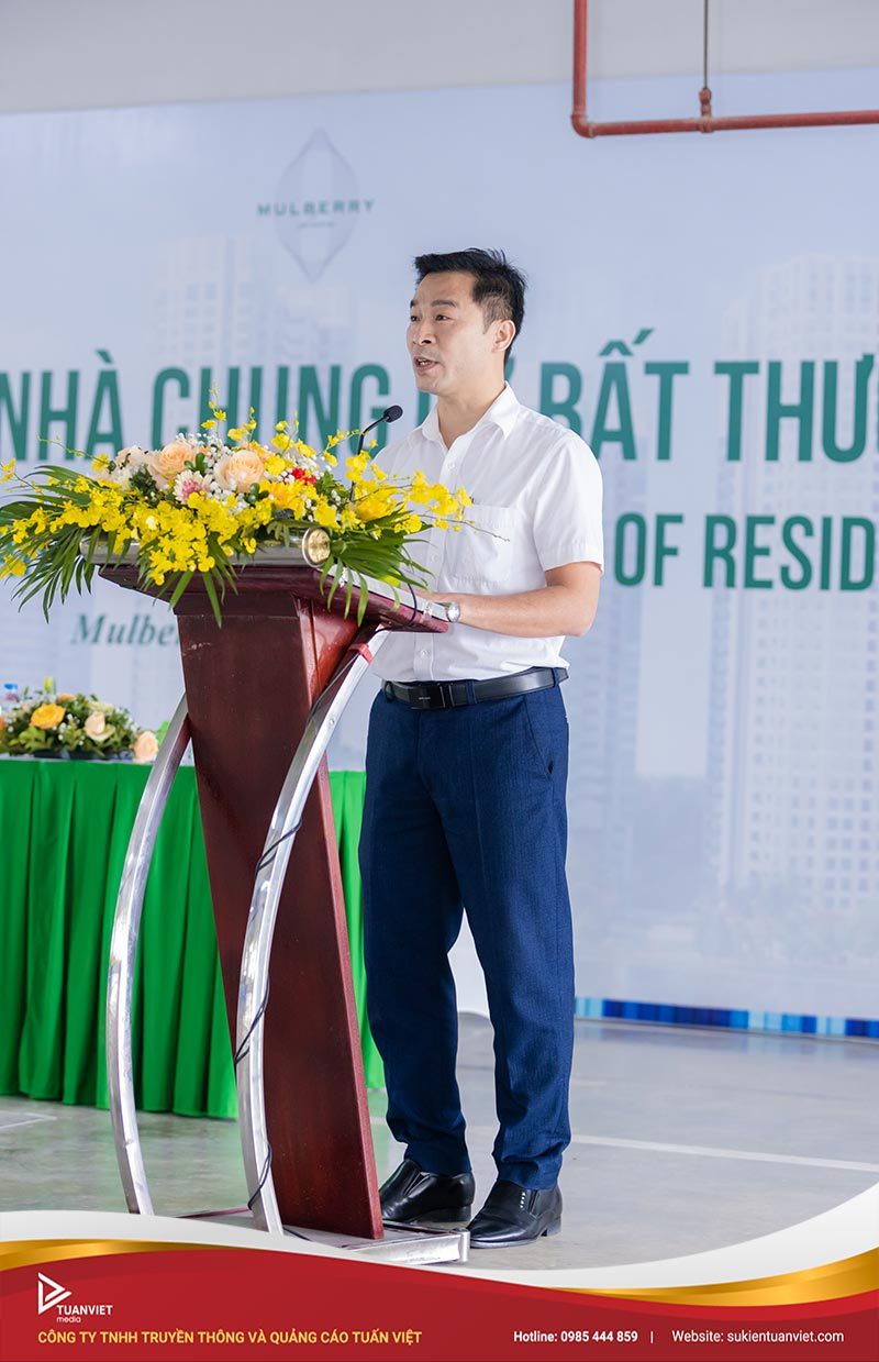 cho thuê bục phát biểu 