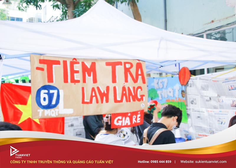 trang trí gian hàng ẩm thực quê