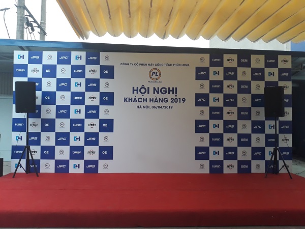 Tuấn Việt thiết kế backdrop cho Công ty Cổ phần Máy Công trình Phúc Long