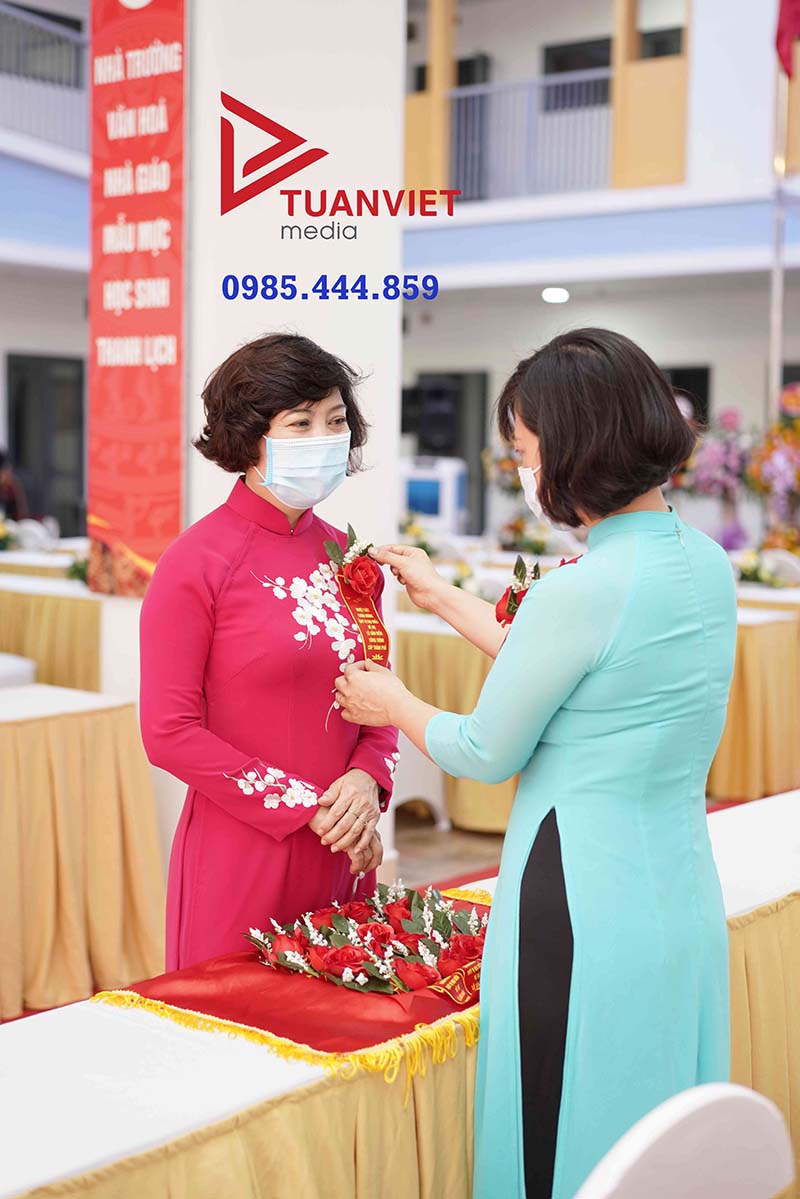 lễ gắn biển công trình