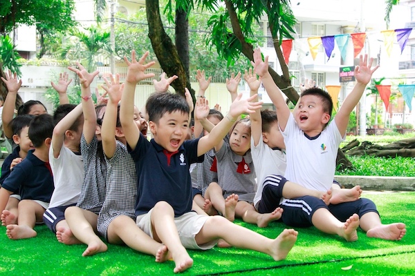 Trò chơi team building cho trẻ em