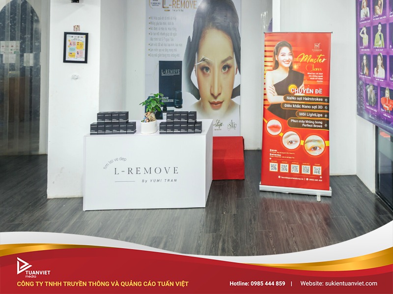 Cho thuê standee