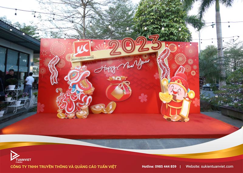 những mẫu trang trí tất niên đẹp