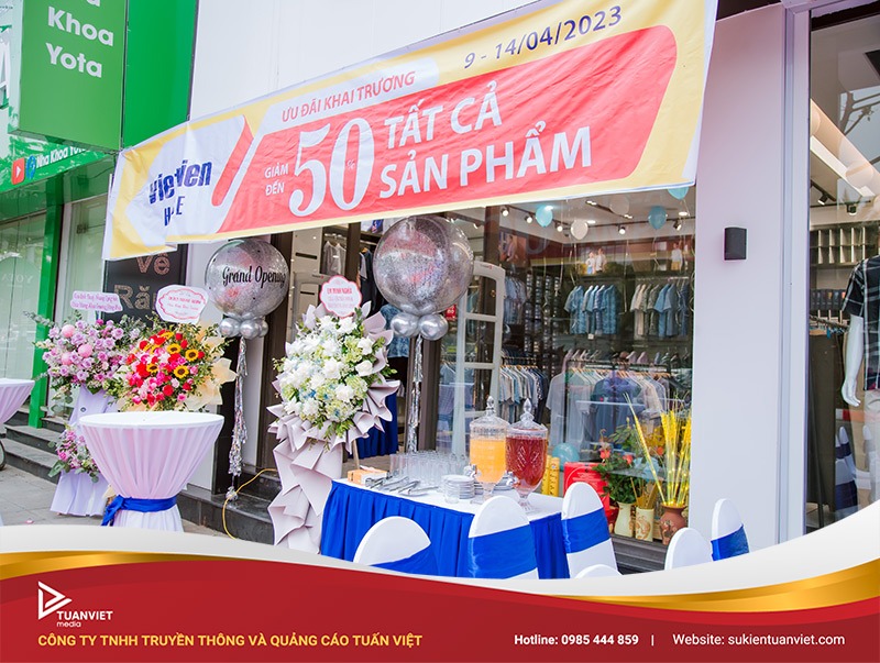 khai trương shop quần áo