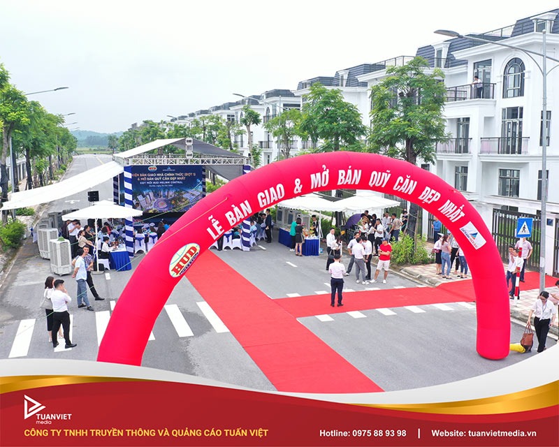 cho thuê thảm đỏ tại miền bắc