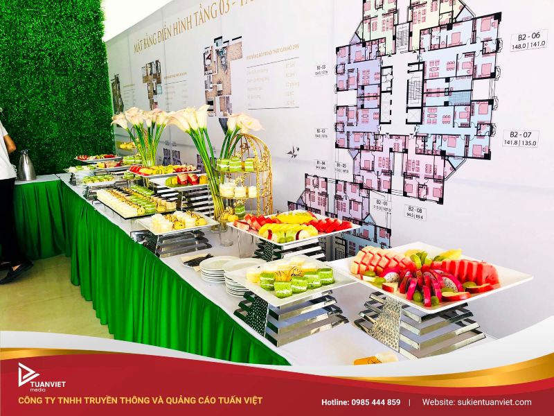 tiệc ngọt khai trương