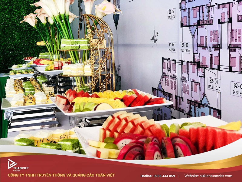 tiệc ngọt khai trương