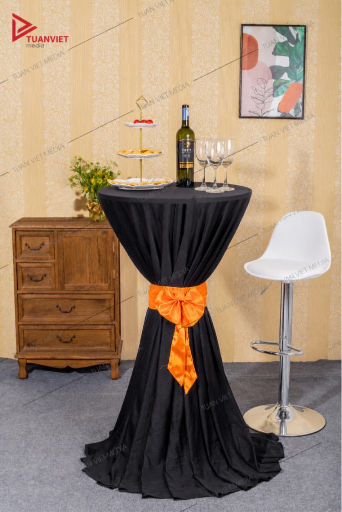 thuê bàn cocktail giá