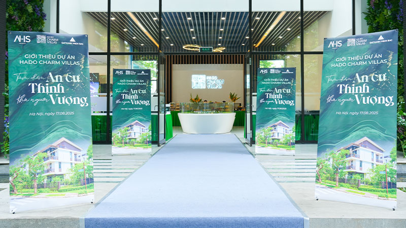 cho thuê standee