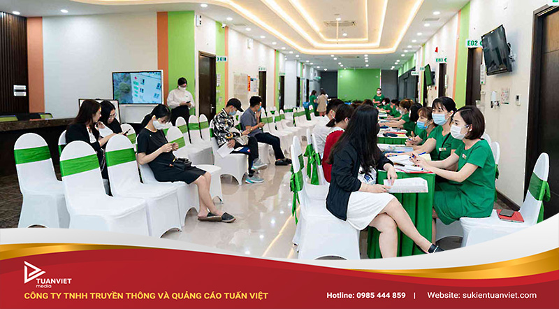 khai trương phòng khám cần chuẩn bị gì