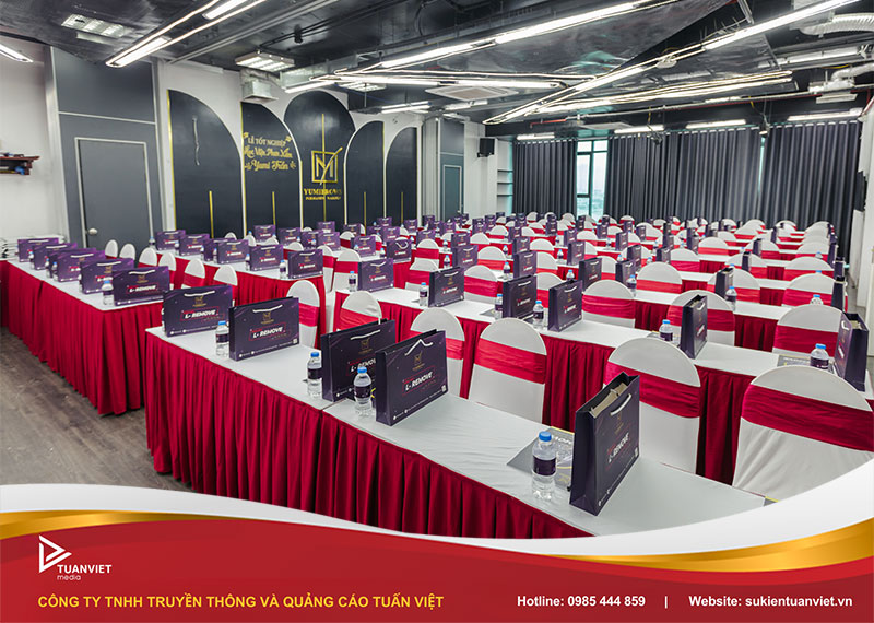 cho thuê bàn ghế hà đông hà nội