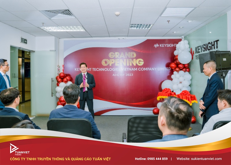 mẫu phát biểu khai trương ngắn gọn