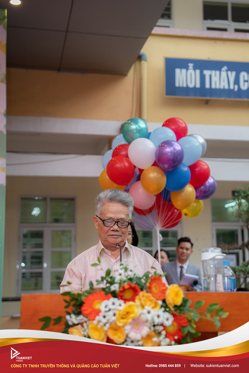 tổ chức họp lớp