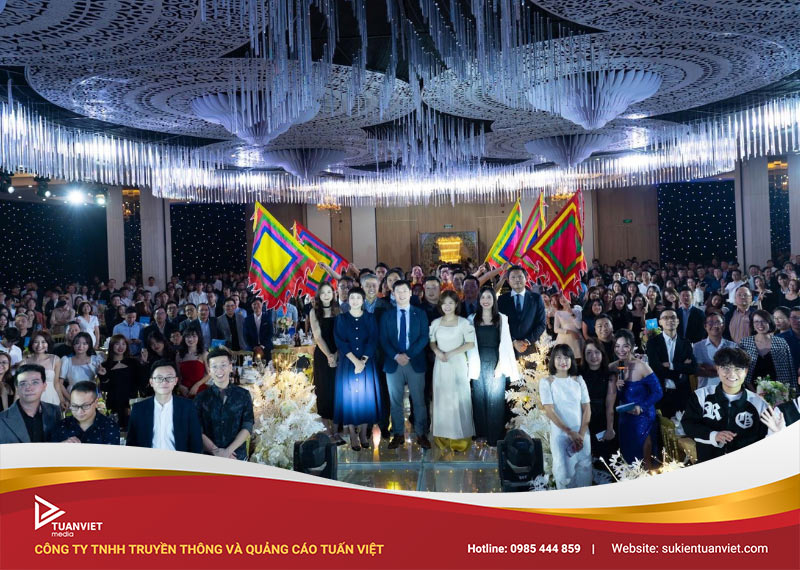 những xu hướng tổ chức tiệc tất niên thịnh hành