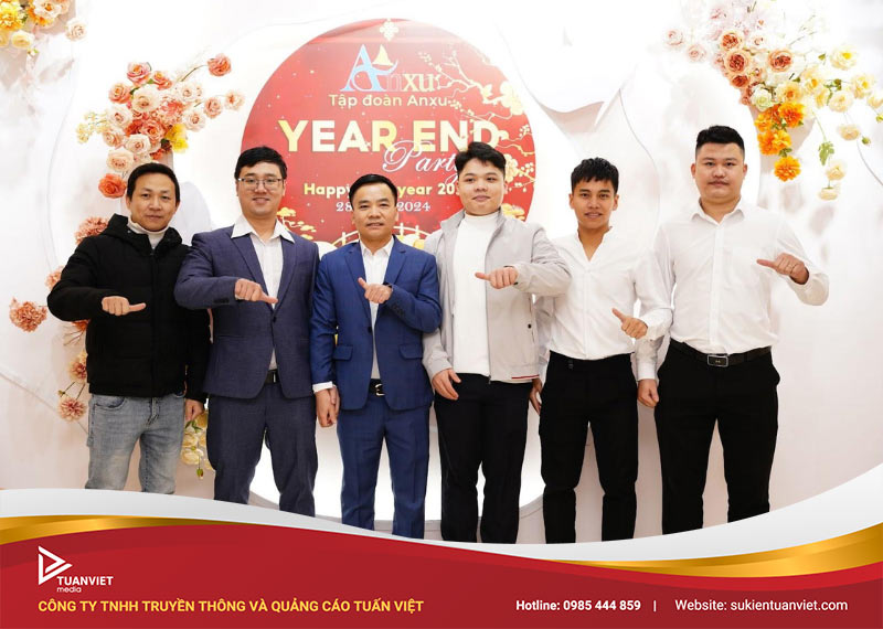 year end party tập đoàn ãnu