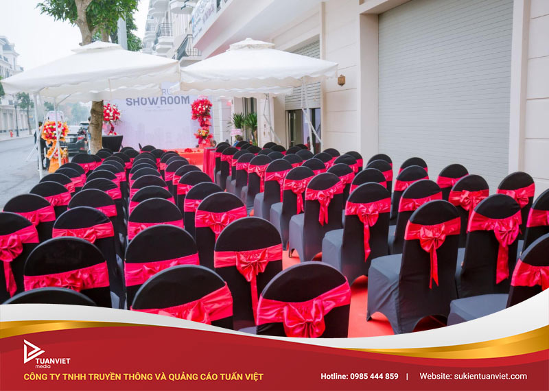 khai trương showroom nội thất minh quang
