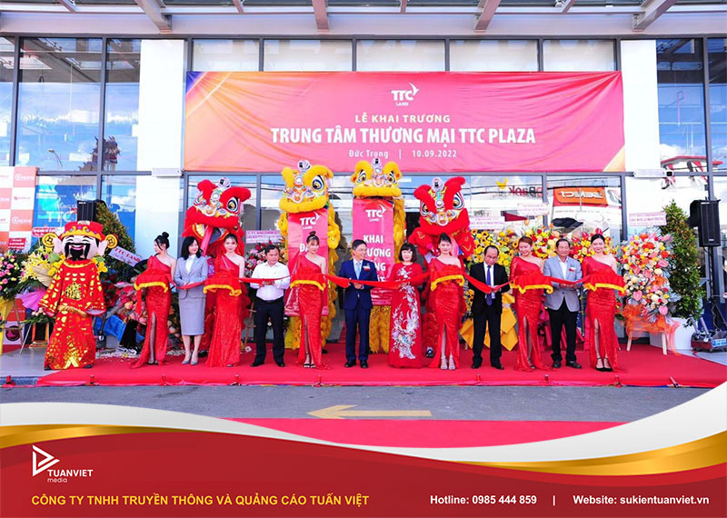 Khai trương mall