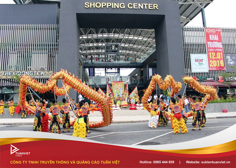 Chi phí tổ chức khai trương trung tâm thương mại