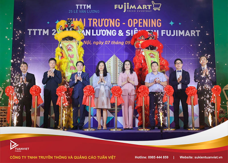 Khai trương tttm