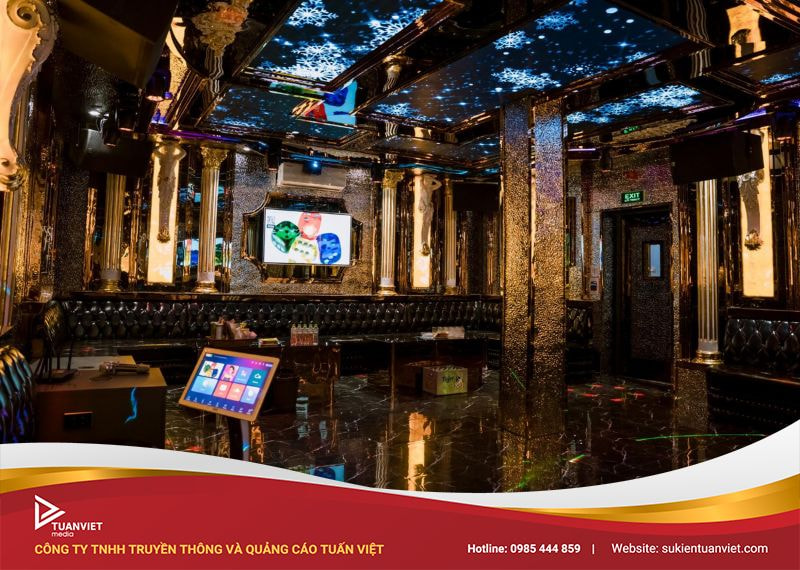 chuẩn bị khai trương karaoke