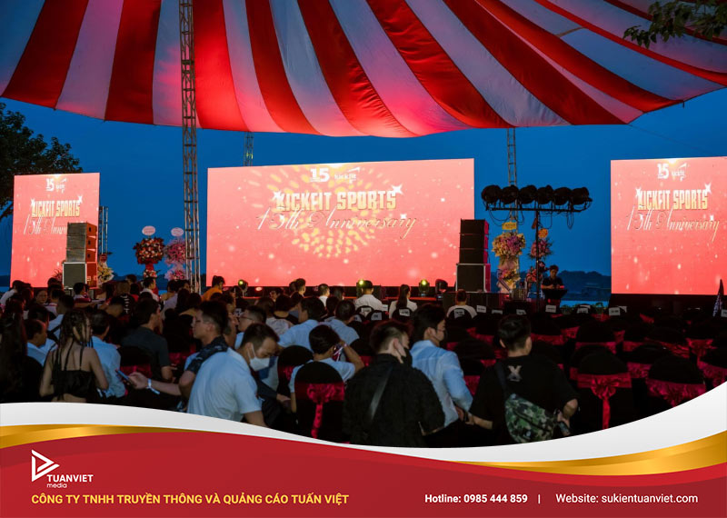 kích thước sân khấu ngoài trời