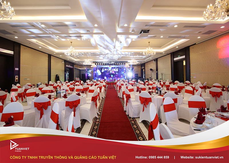 thuê âm thanh ánh sáng tổ chức sự kiện
