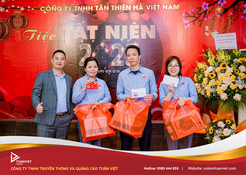 hướng dẫn Tổ chức tất niên tiết kiệm