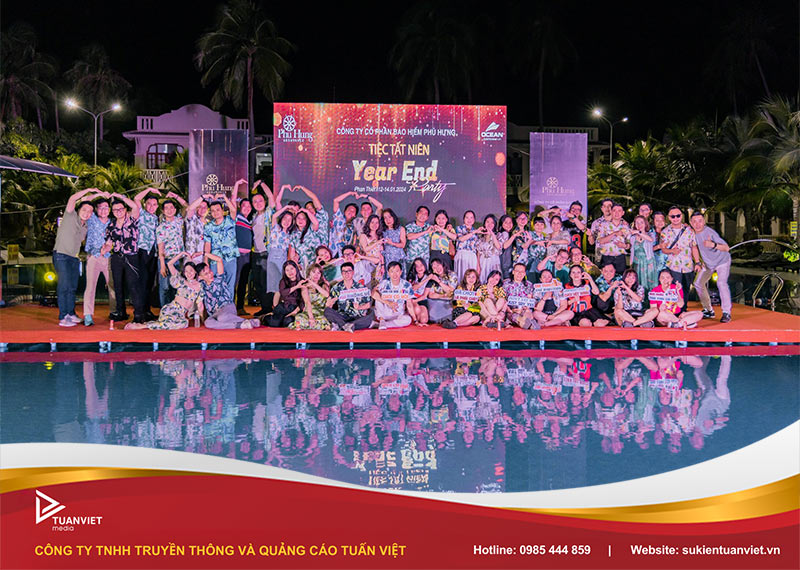 chủ đề tiệc tất niên