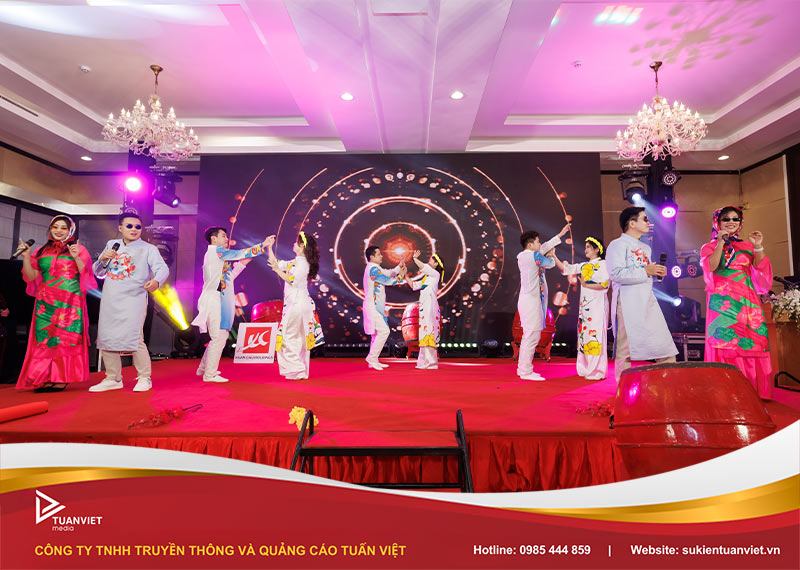 kế hoạch tổ chức tất niên