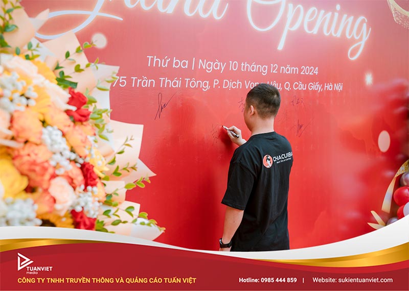 dịch vụ tổ chức khai trương quán trà sữa
