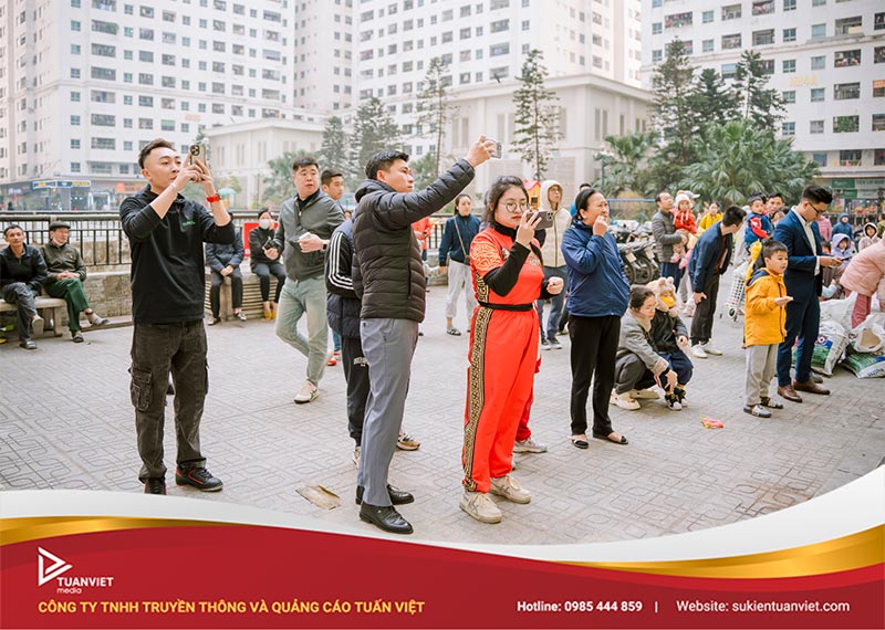khai trương cửa hàng senlin tea