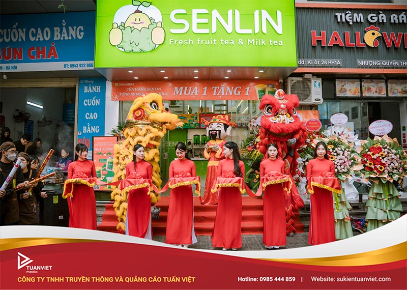 khai trương cửa hàng senlin tea