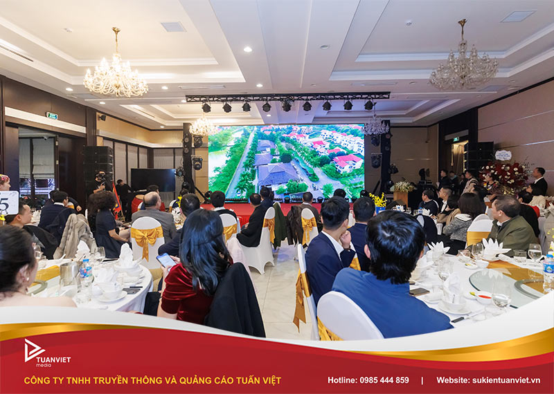 kịch bản chương trình year end party