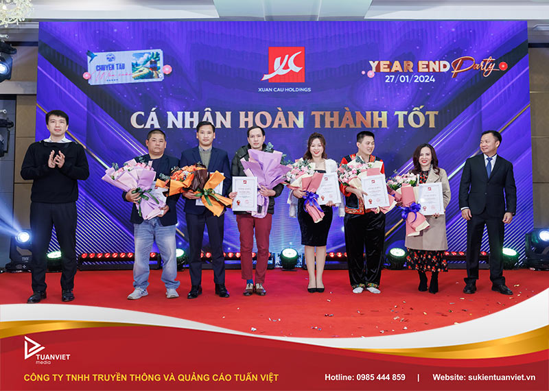 mẫu kịch bản tiệc tất niên