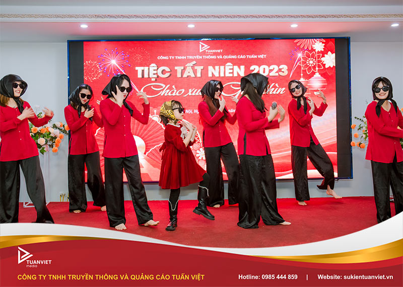 kịch bản tiệc tất niên cuối năm