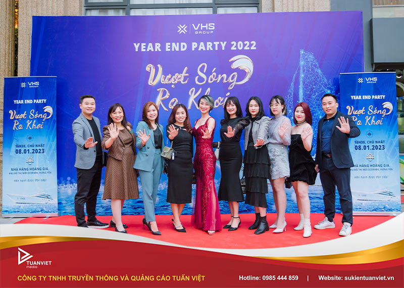 kịch bản tổ chức year end party