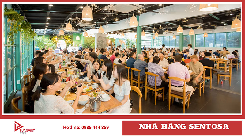 nhà hàng tổ chức tiệc liên hoan cuối năm