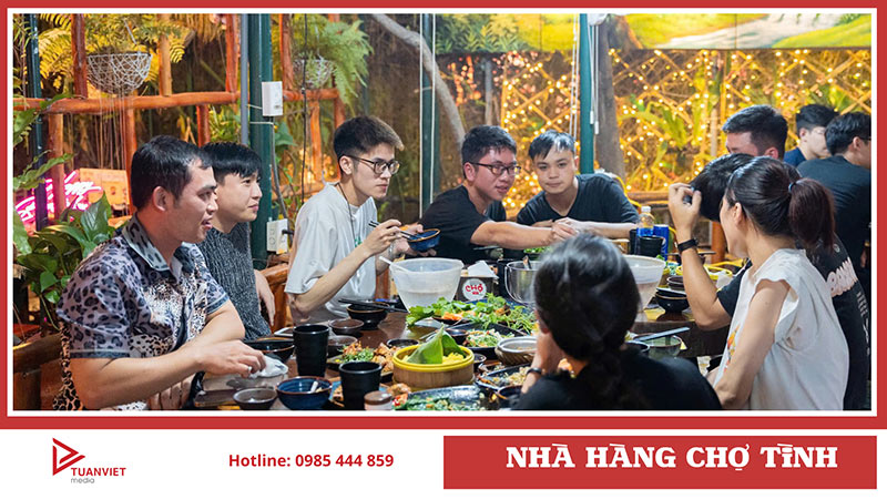 nhà hàng tổ chức liên hoan cuối năm cho công ty