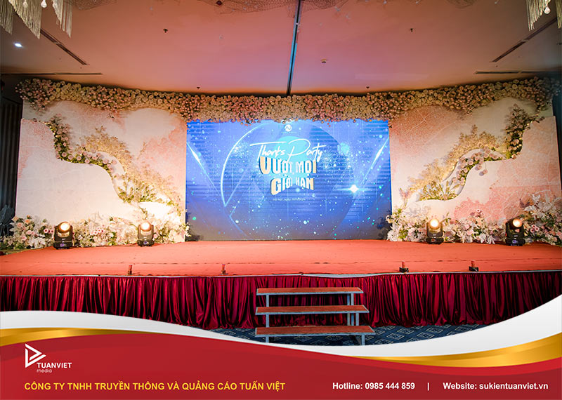 thiết bị tổ chức tiệc tất niên