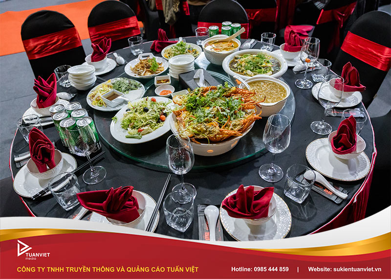 thực đơn tiệc tất niên công ty