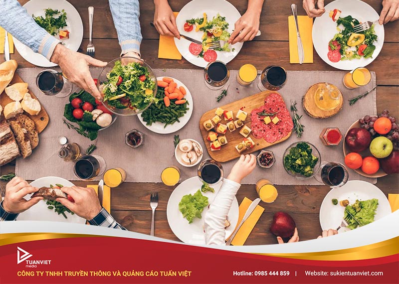 tổ chức tiệc tất niên xanh