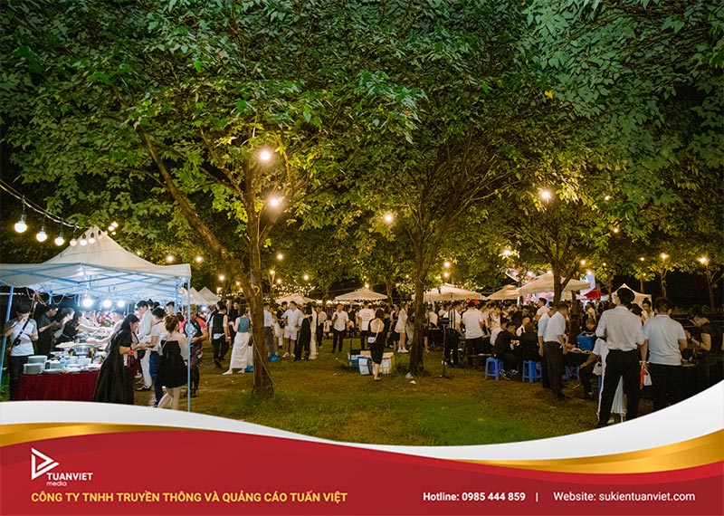 ý tưởng tất niên cùng với teambuilding