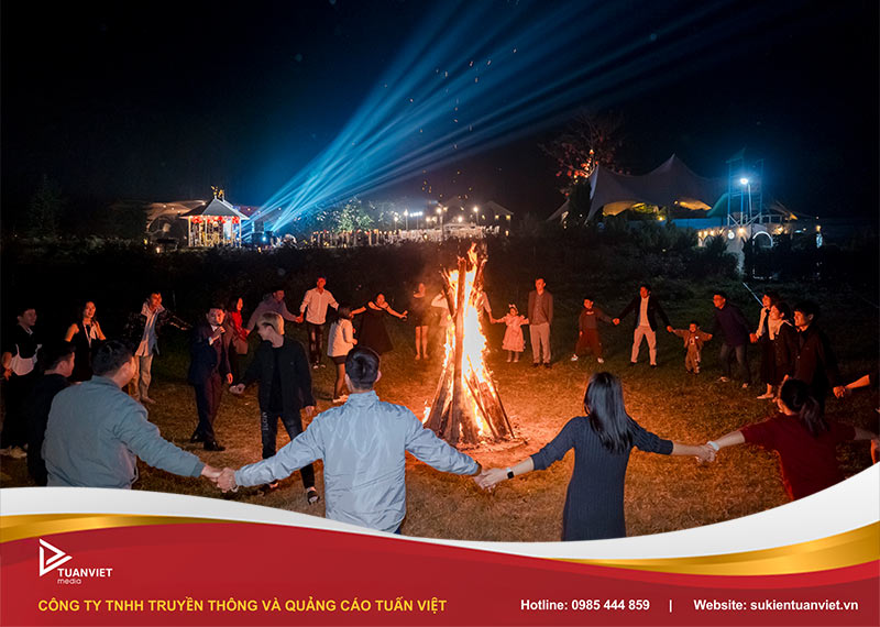 xu hướng tổ chức tiệc tất niên mới hiện nay