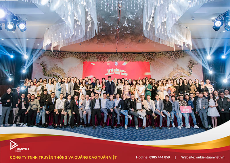 xu hướng tổ chức tiệc tất niên cho công ty