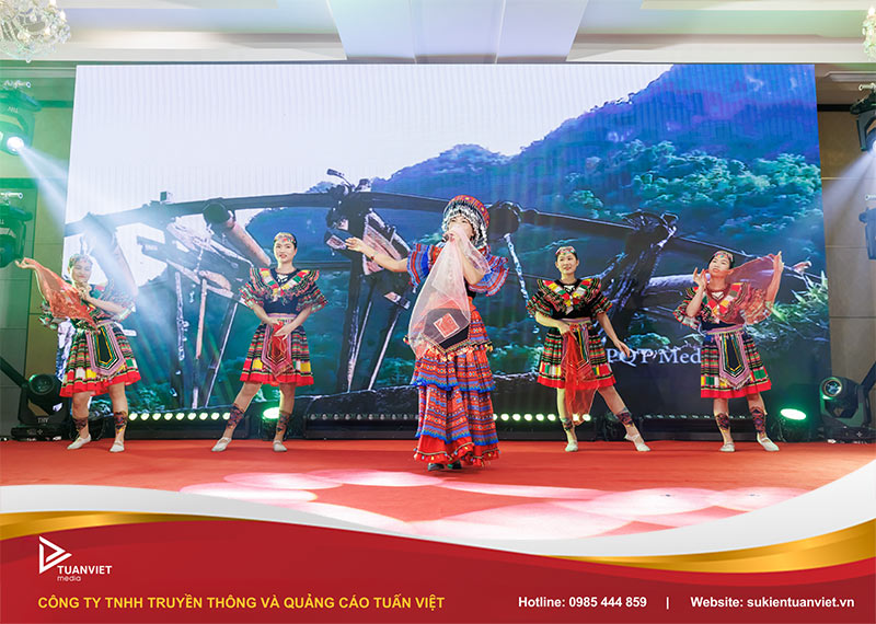 ý tưởng tiệc tất niên