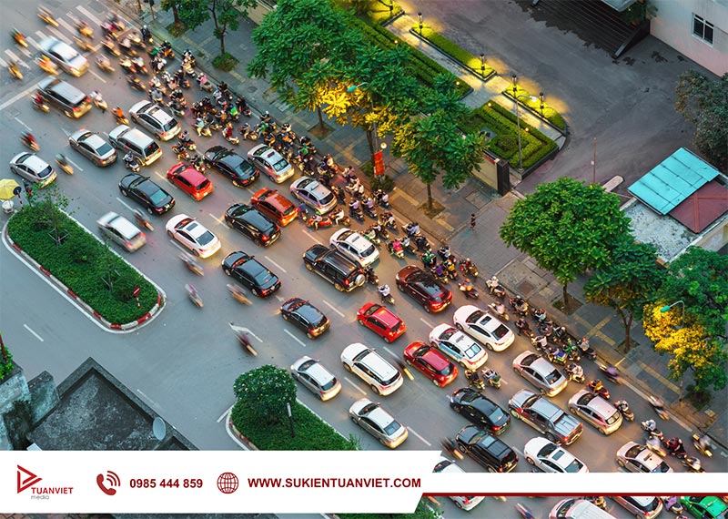bắn pháo hoa tết âm lịch hà nội
