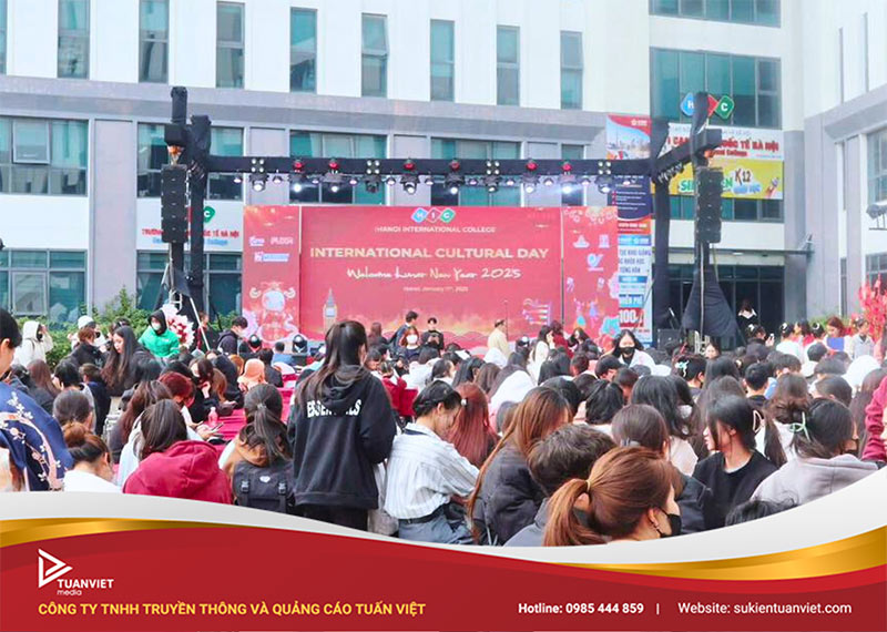 tổ chức sự kiện cho sinh viên