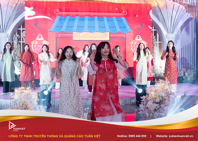 tiết mục văn nghệ đêm tiệc tất niên công ty