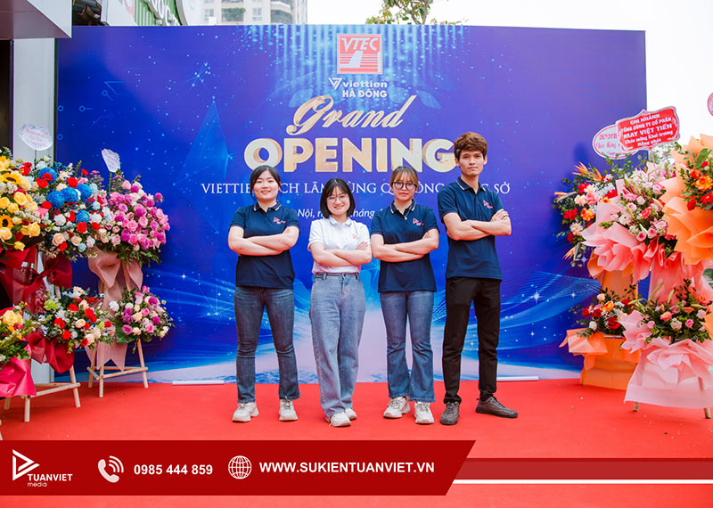 đơn vị tổ chức khai trương